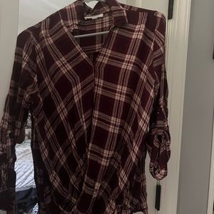 Francesca’s loose floating flannel